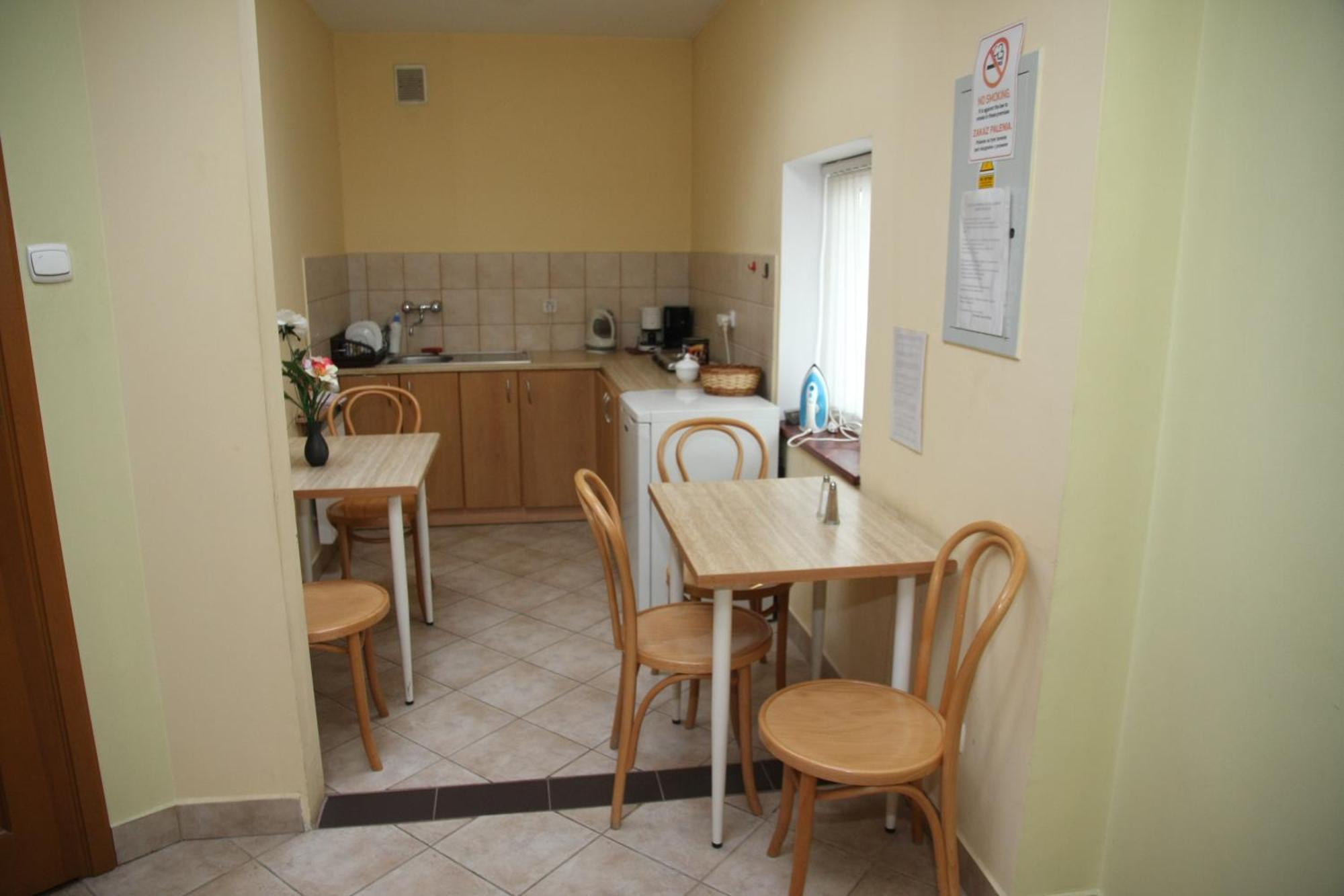 Hostel Va Bank Rzeszów Extérieur photo